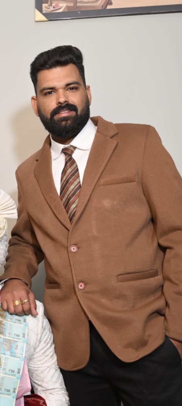 Groom profile photo